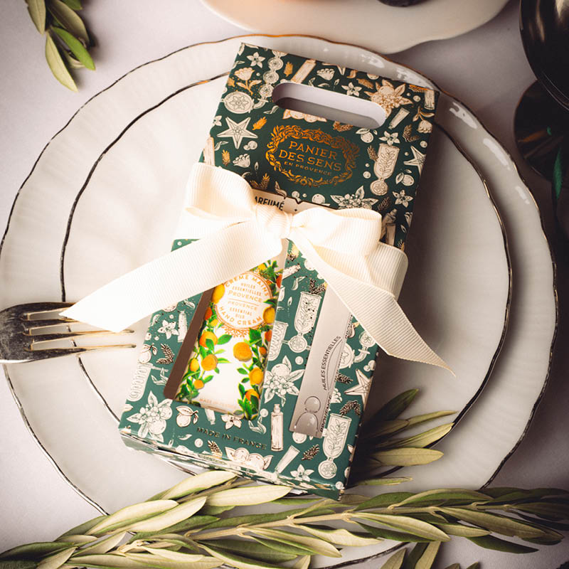 Christmas Duo Set Hand Cream + Roll - On Perfume – Energizing Provence - Gifts - Panier des Sens USA