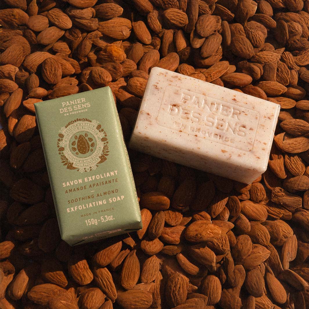Exfoliating Soap – Soothing Almond - Solid cosmetics - Panier des Sens USA