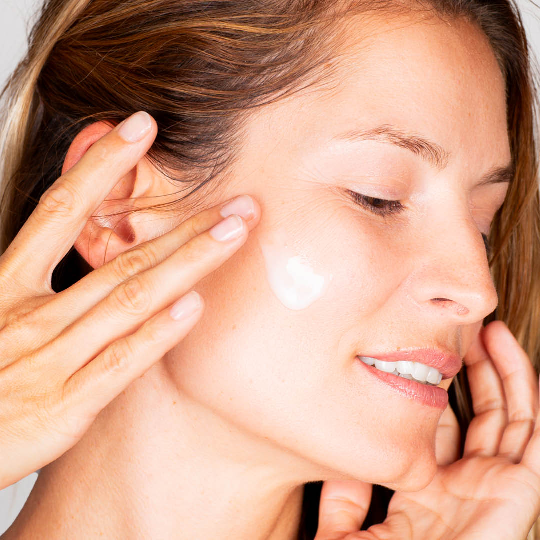 Firming face cream with light texture – Panier des Sens USA